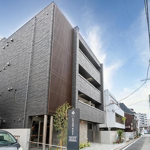Grand Base Hakata Premium